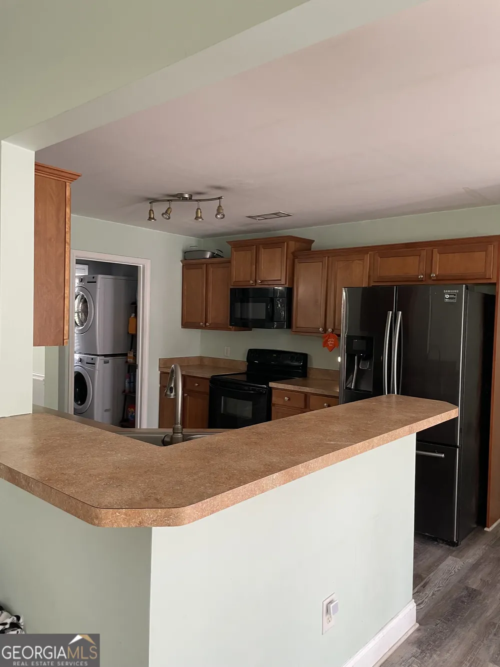 109 Presidential LN Statham, GA 30666