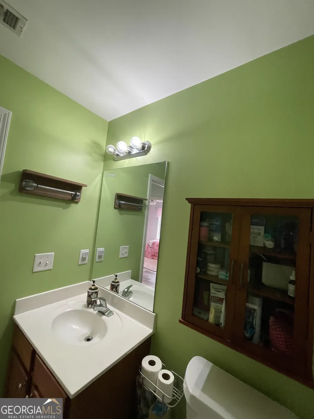 109 Presidential LN Statham, GA 30666