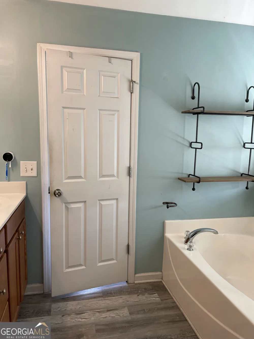 109 Presidential LN Statham, GA 30666