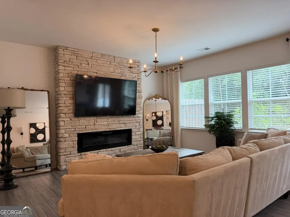 3046 Stockholm WAY Suwanee, GA 30024