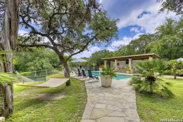 512 Cr 348 (River Road) Concan, TX 78838
