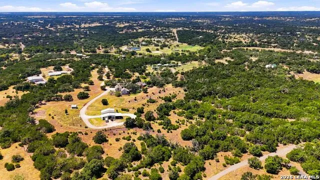 160 LIVE OAK LN Kerrville, TX 78028