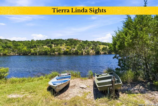 160 LIVE OAK LN Kerrville, TX 78028