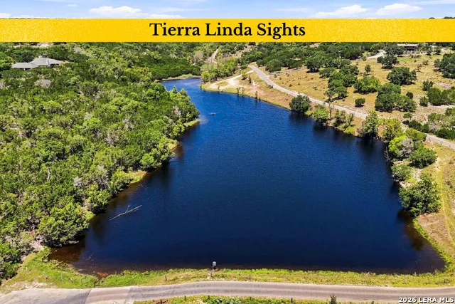 160 LIVE OAK LN Kerrville, TX 78028