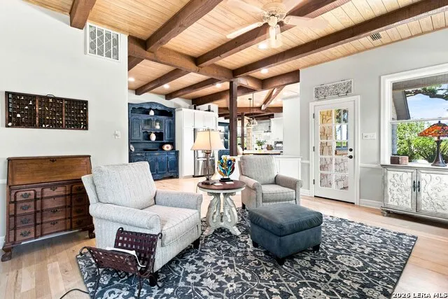 160 LIVE OAK LN Kerrville, TX 78028