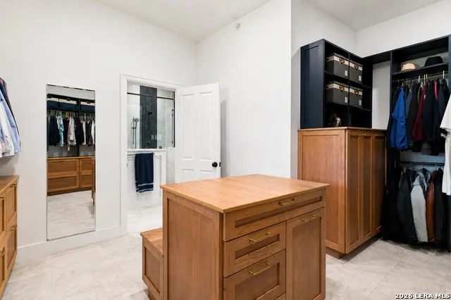 160 LIVE OAK LN Kerrville, TX 78028