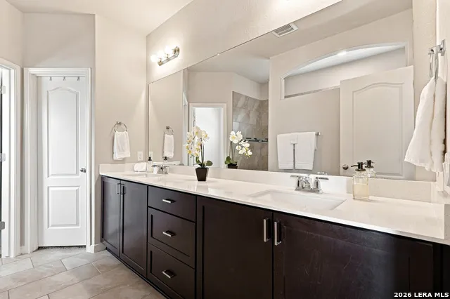 426 Axis Cibolo, TX 78108