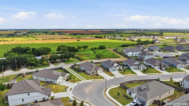 426 Axis Cibolo, TX 78108