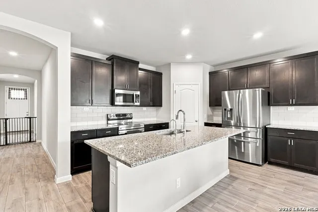 426 Axis Cibolo, TX 78108