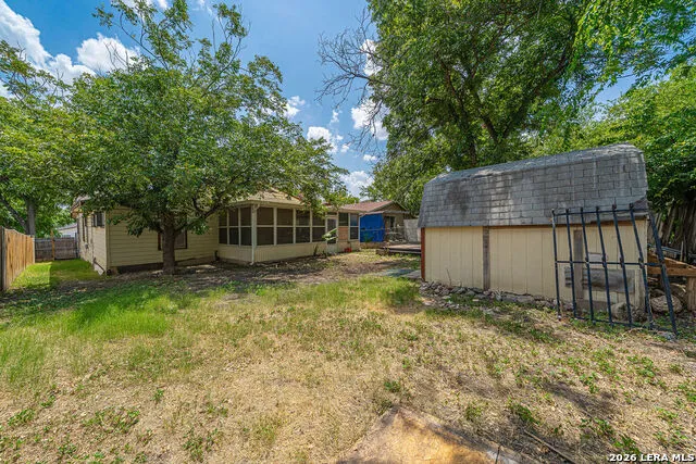 325 MARYLAND ST San Antonio, TX 78203