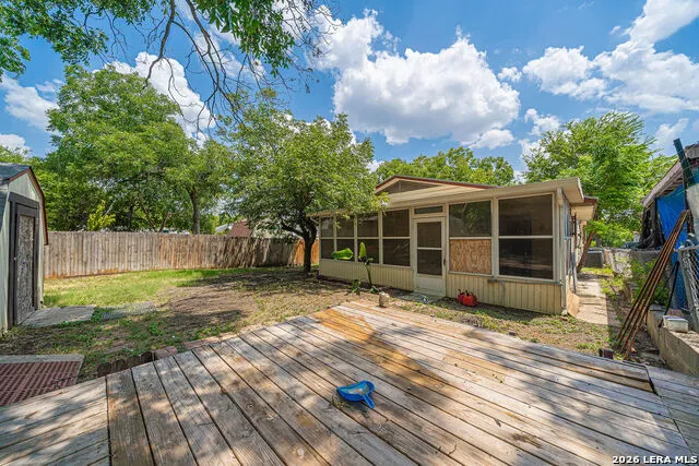 325 MARYLAND ST San Antonio, TX 78203