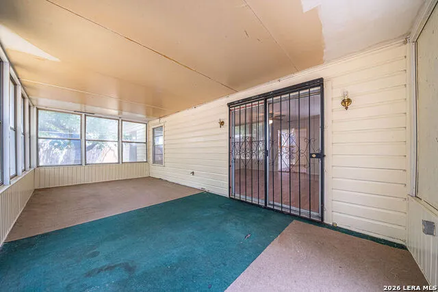 325 MARYLAND ST San Antonio, TX 78203