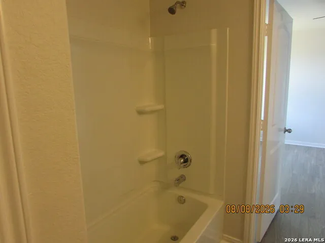 15010 Silvertree Cv Von Ormy, TX 78073
