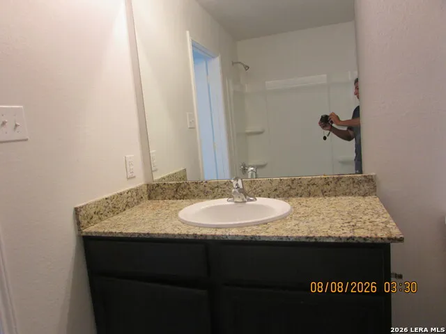 15010 Silvertree Cv Von Ormy, TX 78073