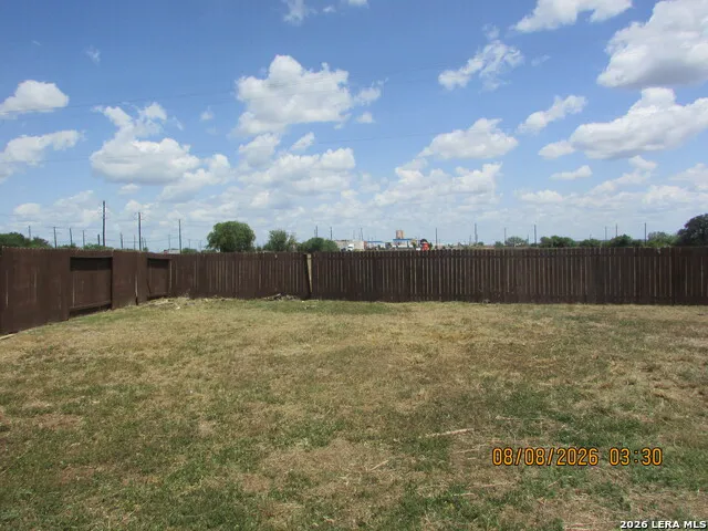 15010 Silvertree Cv Von Ormy, TX 78073