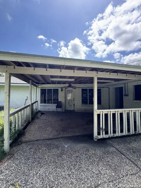 2406 BON AIRE AVE Victoria, TX 77901