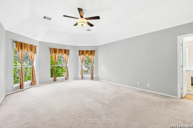 495 HOLLIWELL BRG Schertz, TX 78154