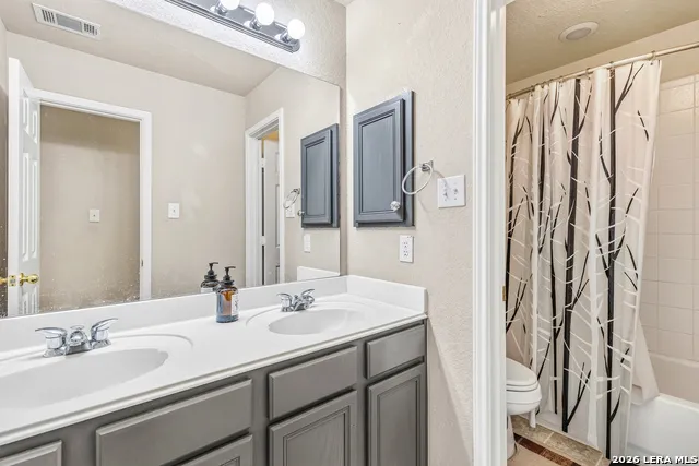 495 HOLLIWELL BRG Schertz, TX 78154