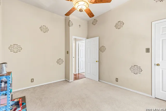 495 HOLLIWELL BRG Schertz, TX 78154