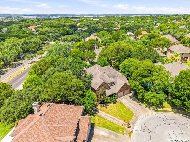 495 HOLLIWELL BRG Schertz, TX 78154