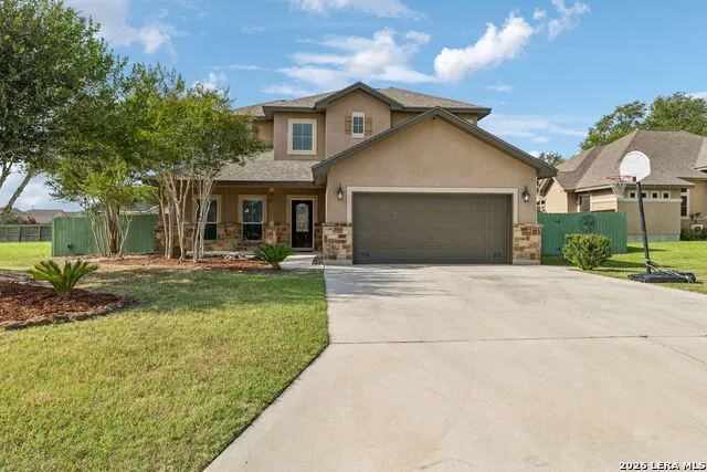 1627 STONE HVN Pleasanton, TX 78064