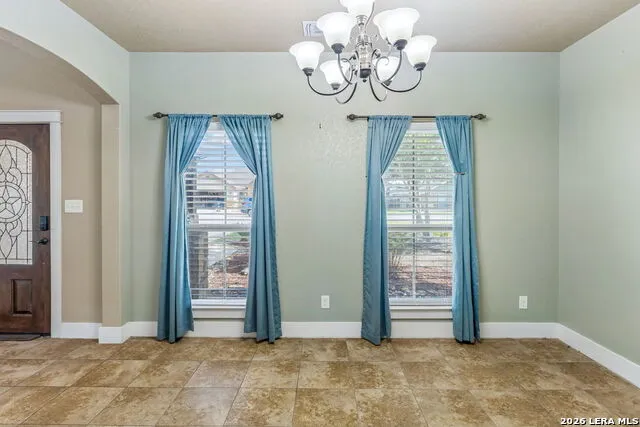 1627 STONE HVN Pleasanton, TX 78064