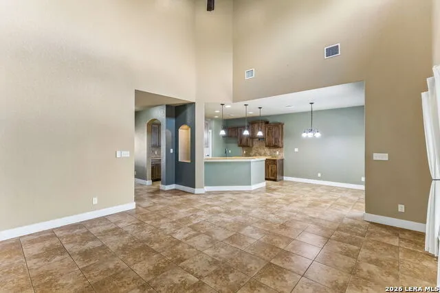 1627 STONE HVN Pleasanton, TX 78064