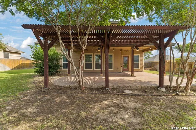 1627 STONE HVN Pleasanton, TX 78064