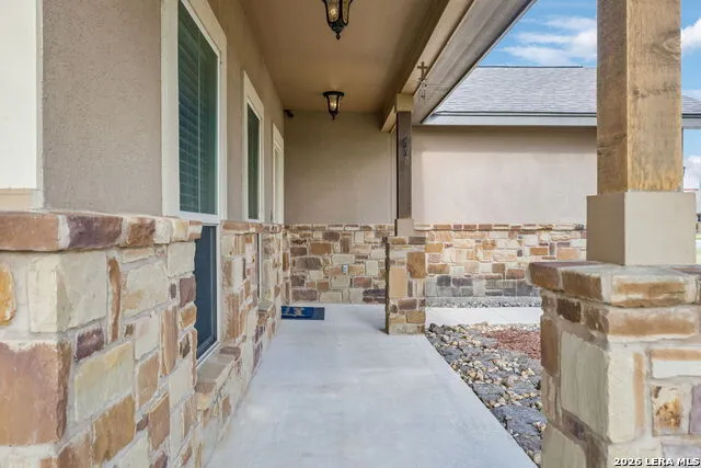 1627 STONE HVN Pleasanton, TX 78064