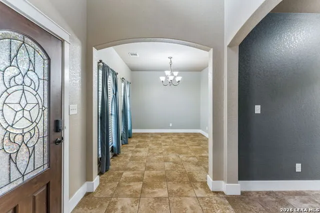 1627 STONE HVN Pleasanton, TX 78064