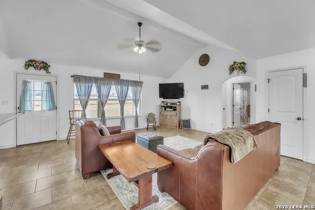 3084 CR 328 Jourdanton, TX 78026