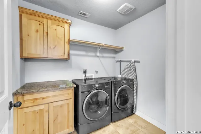 3084 CR 328 Jourdanton, TX 78026