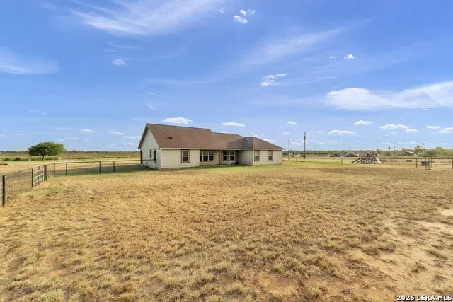 3084 CR 328 Jourdanton, TX 78026