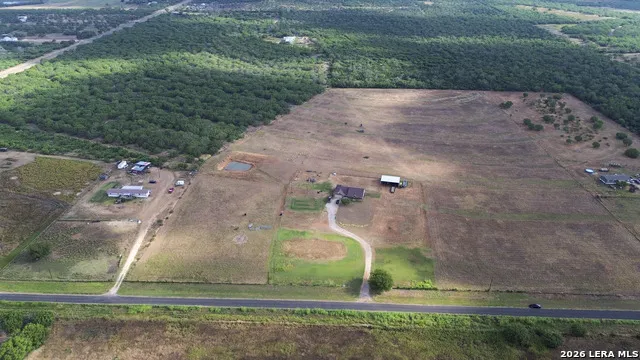 3084 CR 328 Jourdanton, TX 78026
