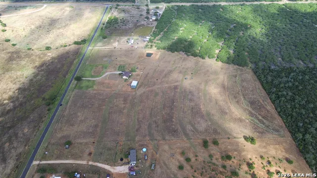 3084 CR 328 Jourdanton, TX 78026