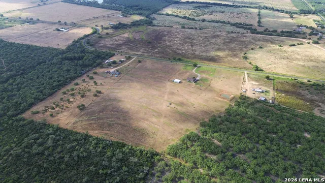 3084 CR 328 Jourdanton, TX 78026