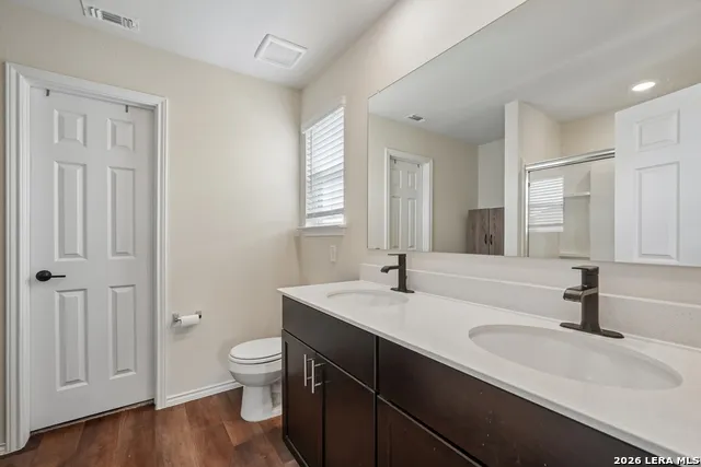 4037 SUN MEADOW LN Seguin, TX 78155