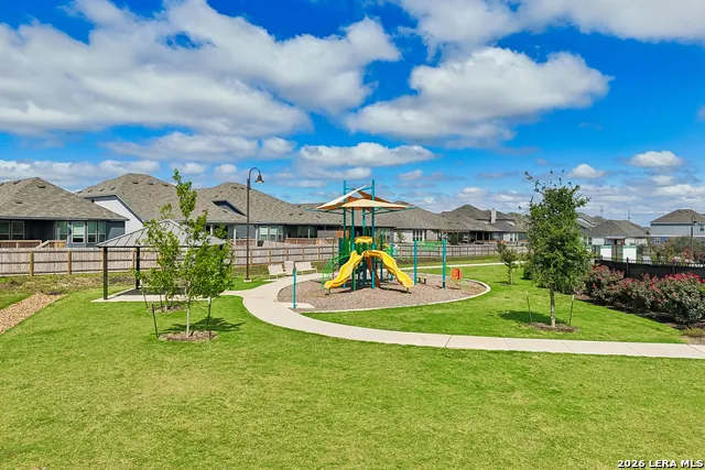 4037 SUN MEADOW LN Seguin, TX 78155
