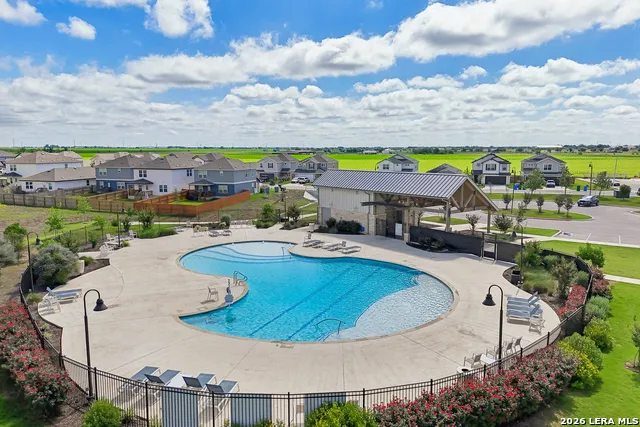 4037 SUN MEADOW LN Seguin, TX 78155