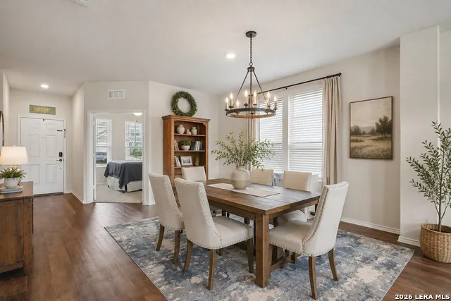 4037 SUN MEADOW LN Seguin, TX 78155