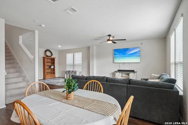 4037 SUN MEADOW LN Seguin, TX 78155