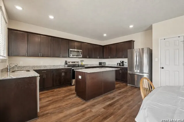 4037 SUN MEADOW LN Seguin, TX 78155
