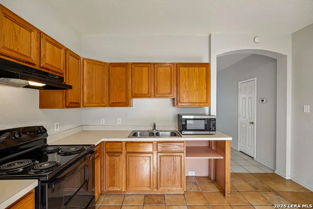 708 S BROWNLEAF ST San Antonio, TX 78227