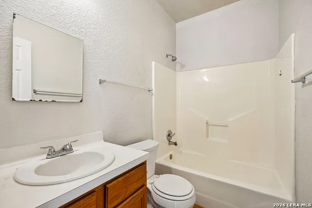 708 S BROWNLEAF ST San Antonio, TX 78227