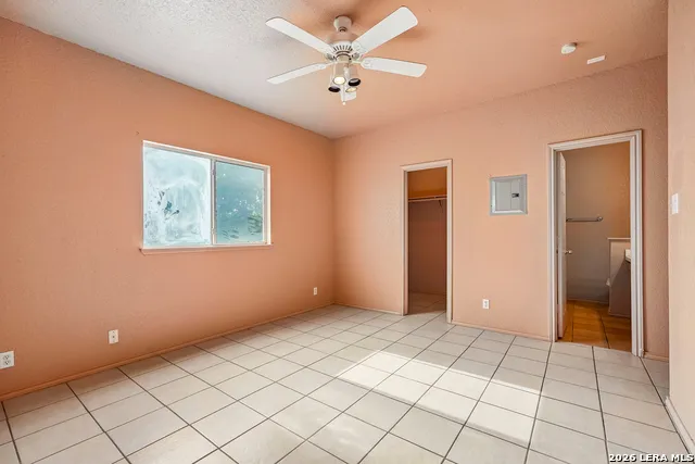 708 S BROWNLEAF ST San Antonio, TX 78227