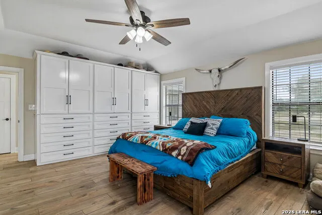 307 Broken Arrow Floresville, TX 78114