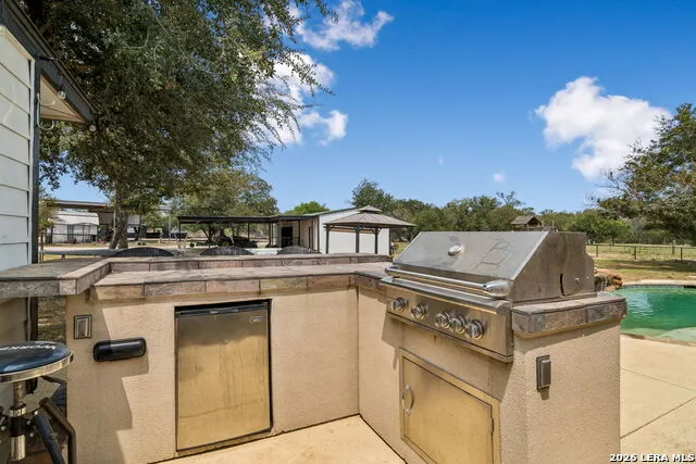 307 Broken Arrow Floresville, TX 78114