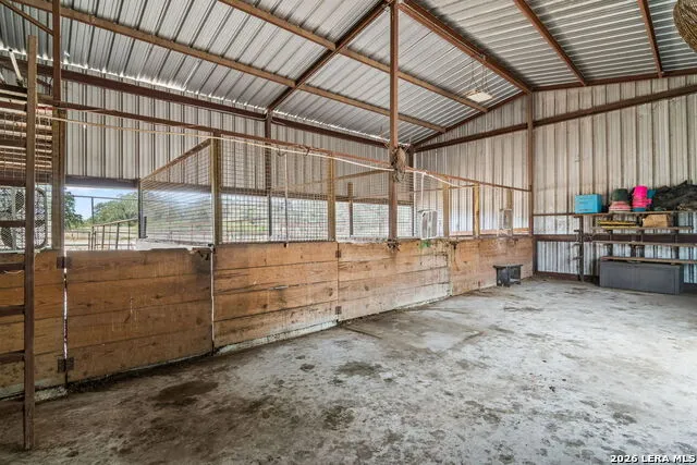 307 Broken Arrow Floresville, TX 78114