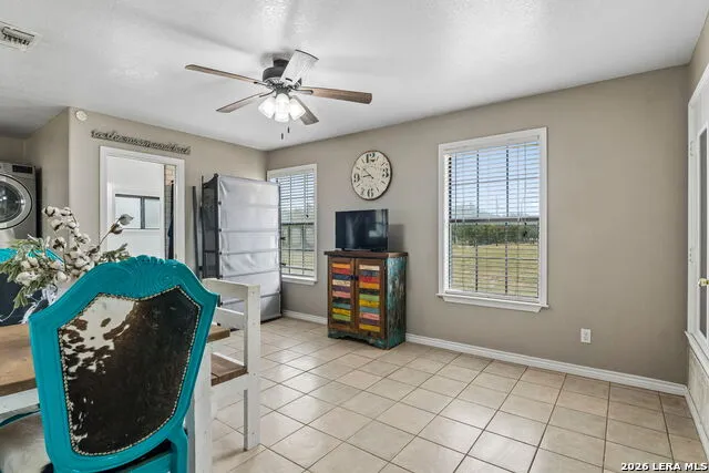 307 Broken Arrow Floresville, TX 78114