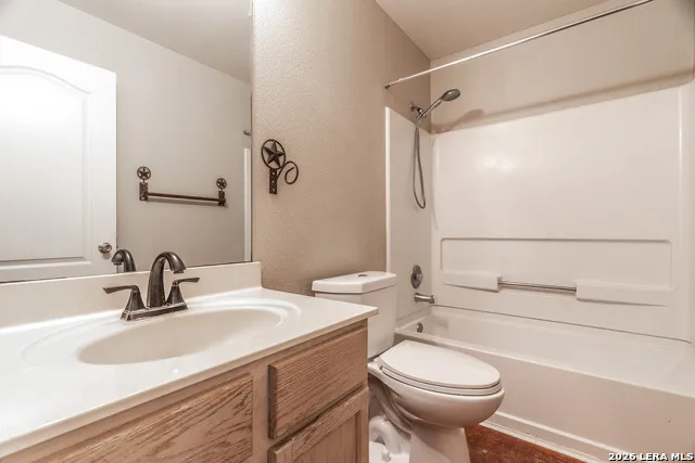 3737 Limestone Mesa Schertz, TX 78154